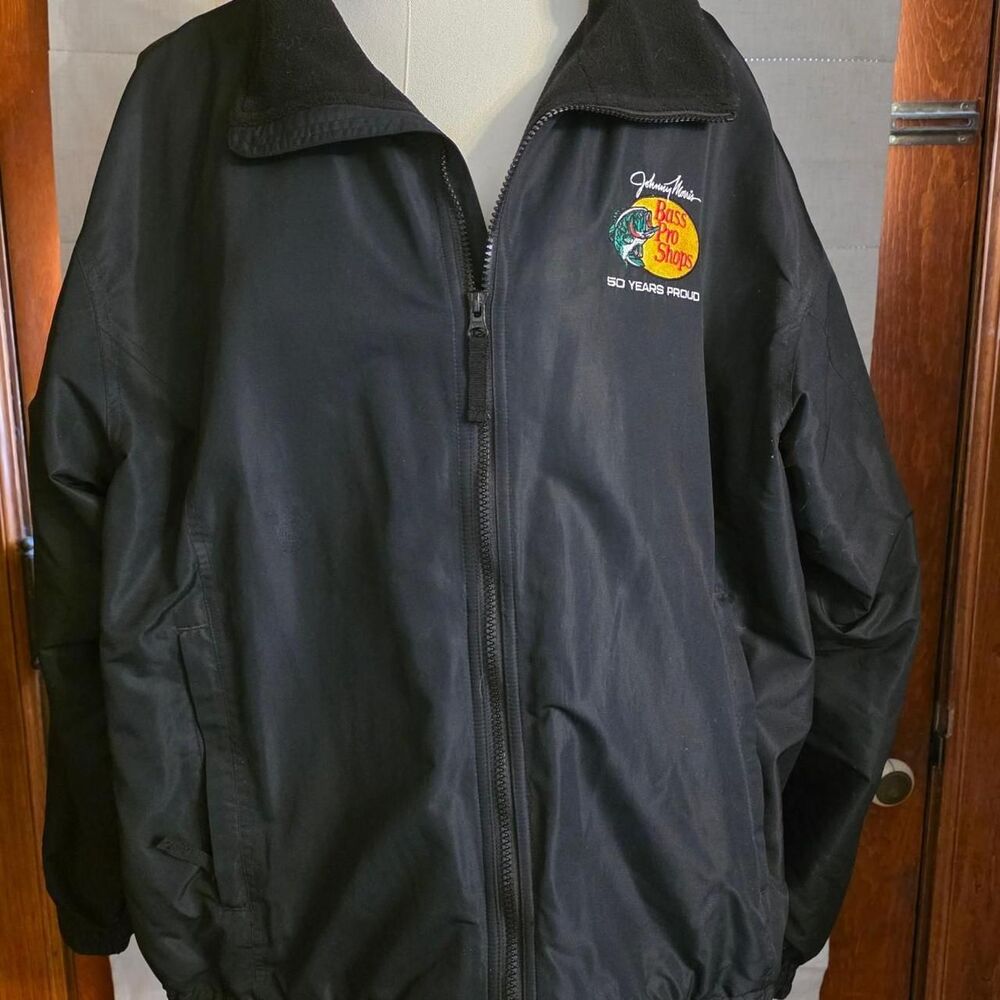 Bass-pro-shops Men's Black and Navy Jacket